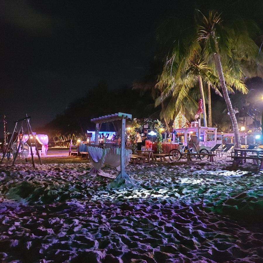 Victoria Phu Quoc Hotel Beachfront Night Market Экстерьер фото